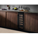 Холодильник Electrolux вбудований для вина, 82x30х57, полок - 6, зон - 1, бут-20, ST, чорний