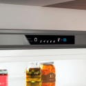 INFC8 TI22X холодильник Indesit з інверторним компресором