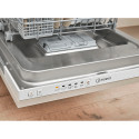 DSIE2B10 вбудована посудомийна машина Indesit з програмою інтенсивне миття