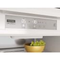 WHC20 T593 P вбудований холодильник Whirlpool з авто відчиненням дверей